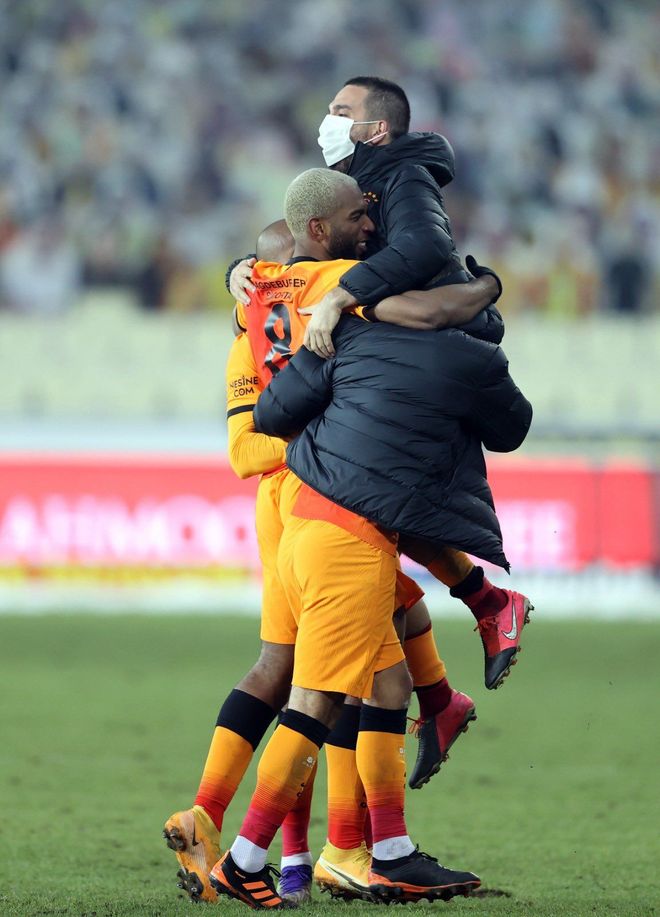 巴萨翻盘荷兰，布鲁诺爆发神勇